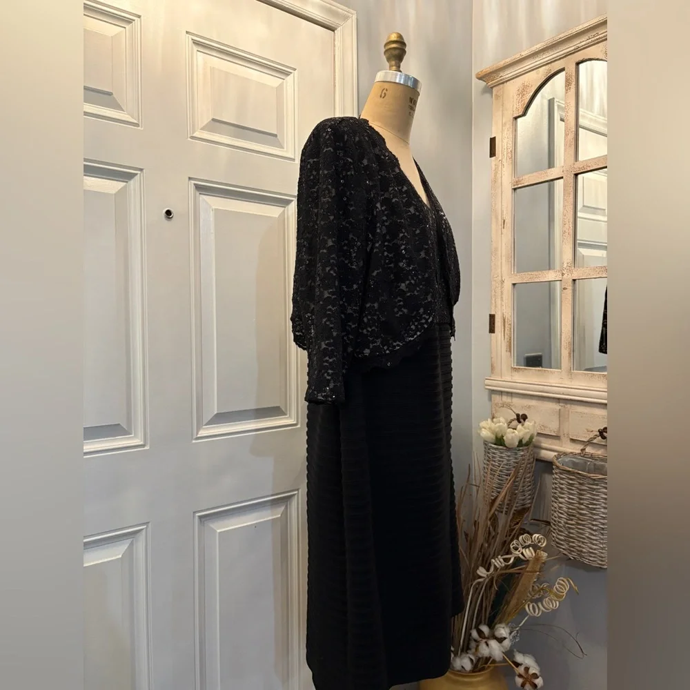 R&M Richards Black Sequined Dress w/Jacket Cream Detail 18 Dark Romantic Lace - Picture 2 of 10